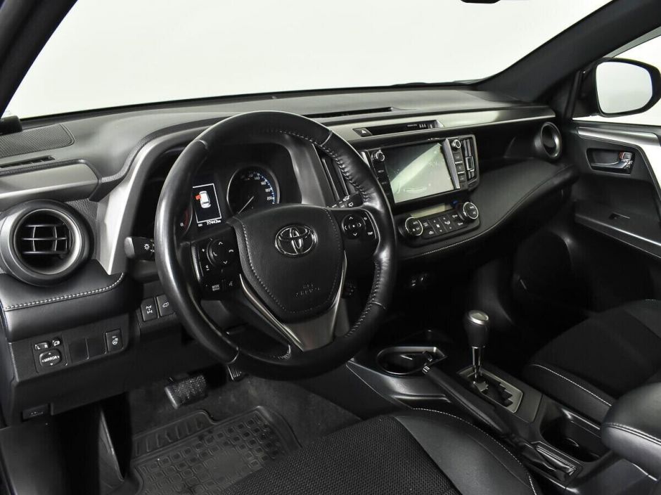 Toyota RAV4, 2.0 л, Вариатор, 2019 фото 7