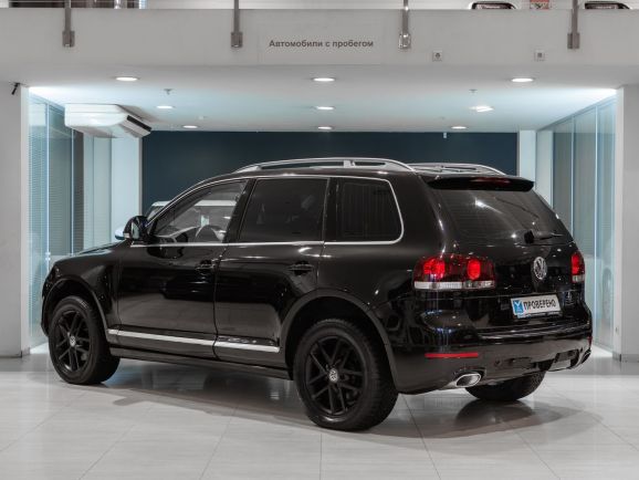 Volkswagen Touareg, АТ, 2008 фото 6
