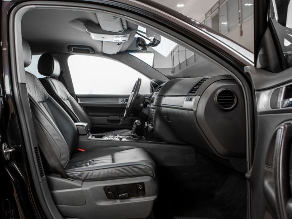 Volkswagen Touareg, АТ, 2008 фото 14