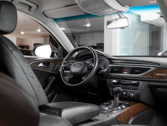 Audi A6, Робот, 2013 фото 7