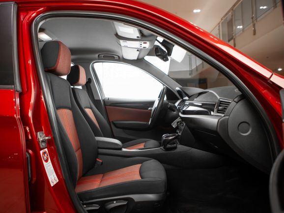 BMW X1, АТ, 2011 фото 14