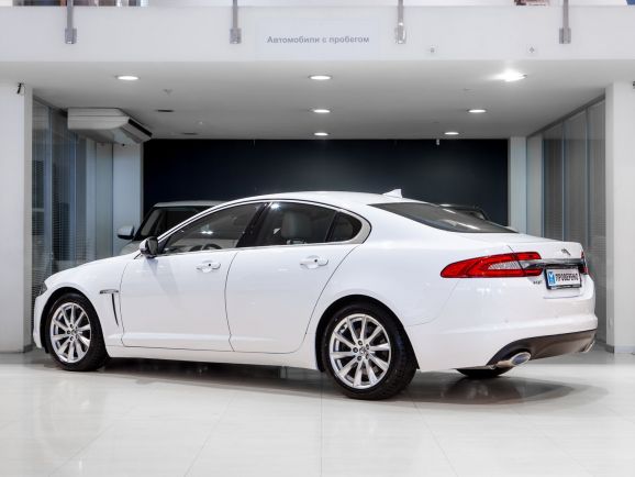 Jaguar XF, АТ, 2012 фото 6
