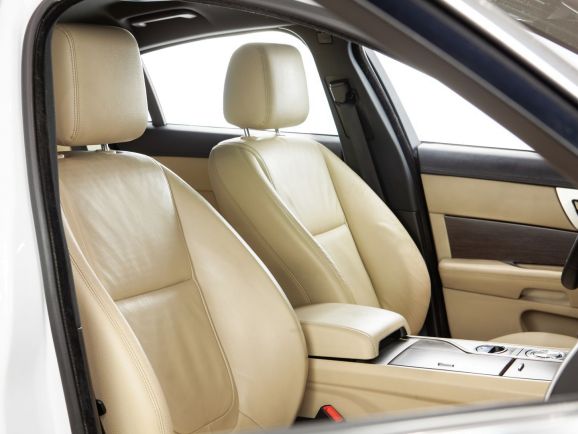 Jaguar XF, АТ, 2012 фото 16