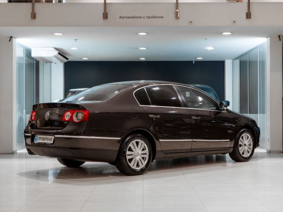 Volkswagen Passat, Робот, 2009 фото 4