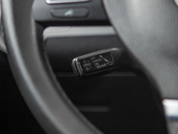 Volkswagen Passat, Робот, 2009 фото 10
