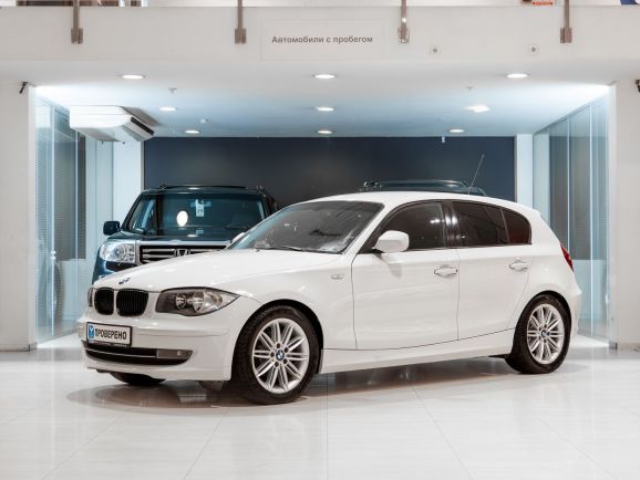 BMW 1 серия, АТ, 2010 фото 3