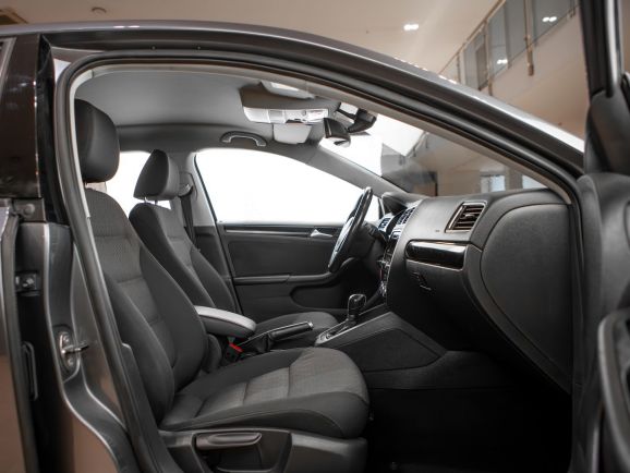 Volkswagen Jetta, АТ, 2012 фото 14