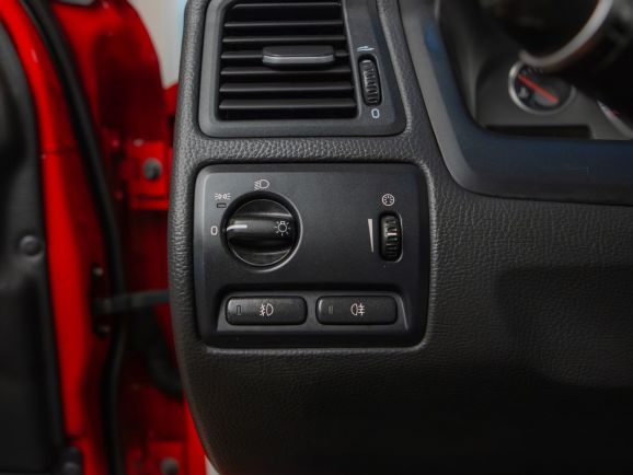 Volvo S60, АТ, 2008 фото 8