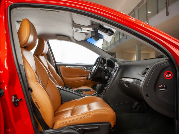 Volvo S60, АТ, 2008 фото 13