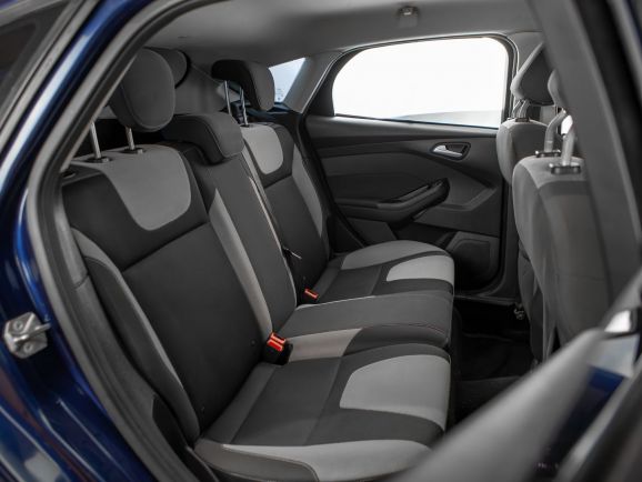 Ford Focus, Робот, 2013 фото 8