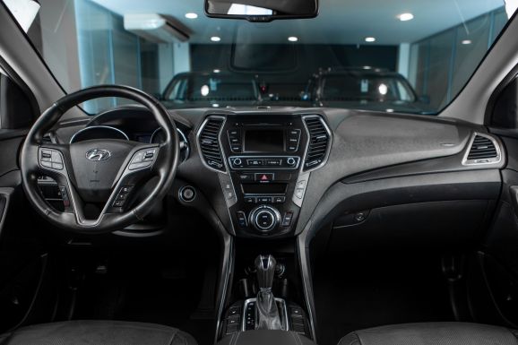 Hyundai Santa Fe, АТ, 2015 фото 9