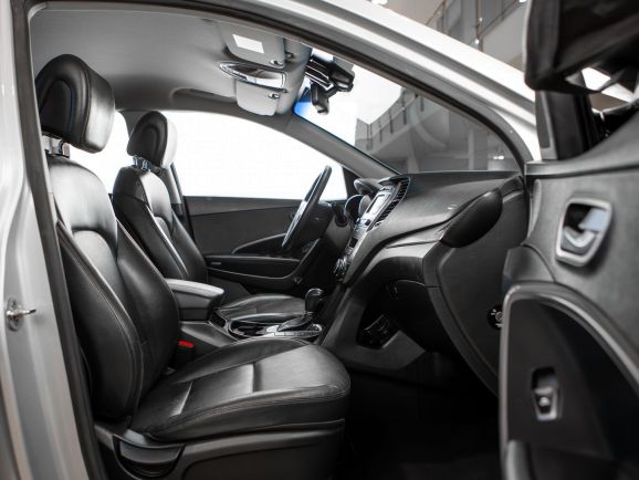 Hyundai Santa Fe, АТ, 2015 фото 18