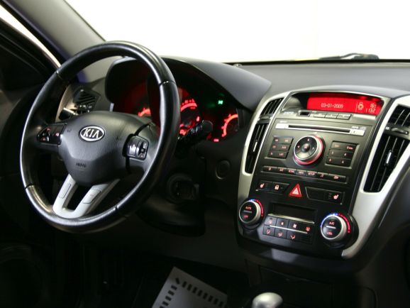 Kia Ceed, 1.6 л, АТ, 2011 фото 2