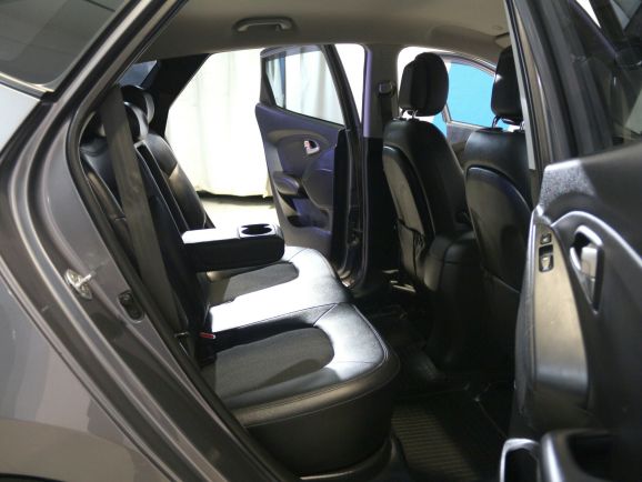 Hyundai ix35 Comfort + Navi, 2.0 л, АТ, 2011 фото 2