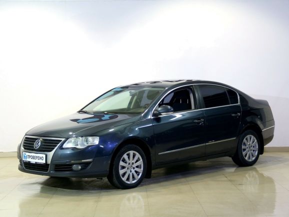 Volkswagen Passat, 1.8 л, Робот, 2009 фото 3