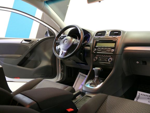 Volkswagen Golf, 1.6 л, Робот, 2012 фото 8