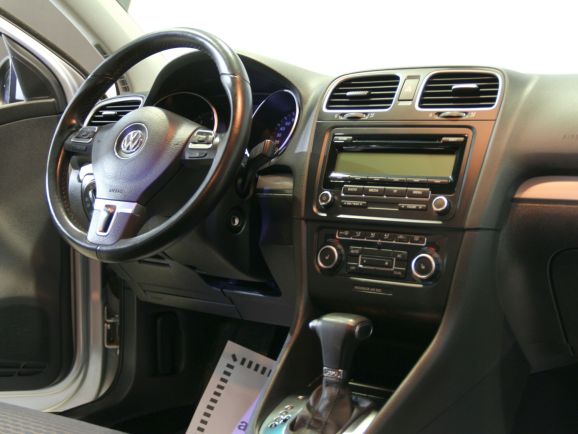 Volkswagen Golf, 1.6 л, Робот, 2012 фото 9