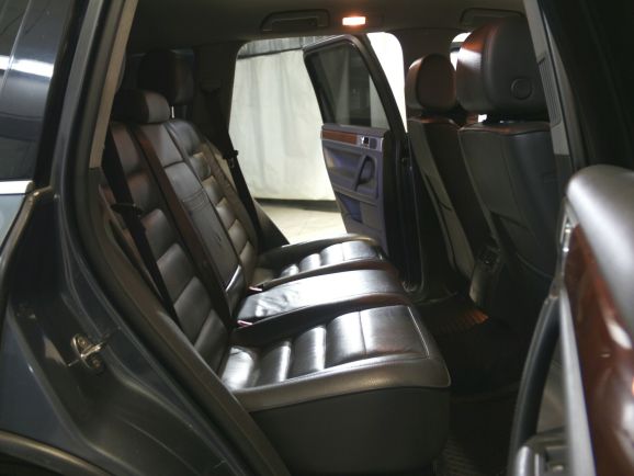 Volkswagen Touareg, 3.6 л, АТ, 2006 фото 2