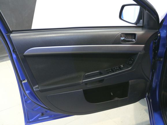 Mitsubishi Lancer, 1.5 л, АТ, 2010 фото 2