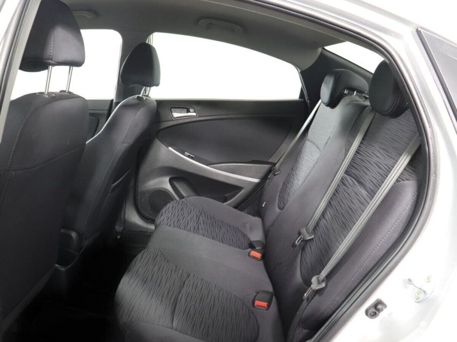 Hyundai Solaris, 1.6 л, АТ, 2015 фото 1