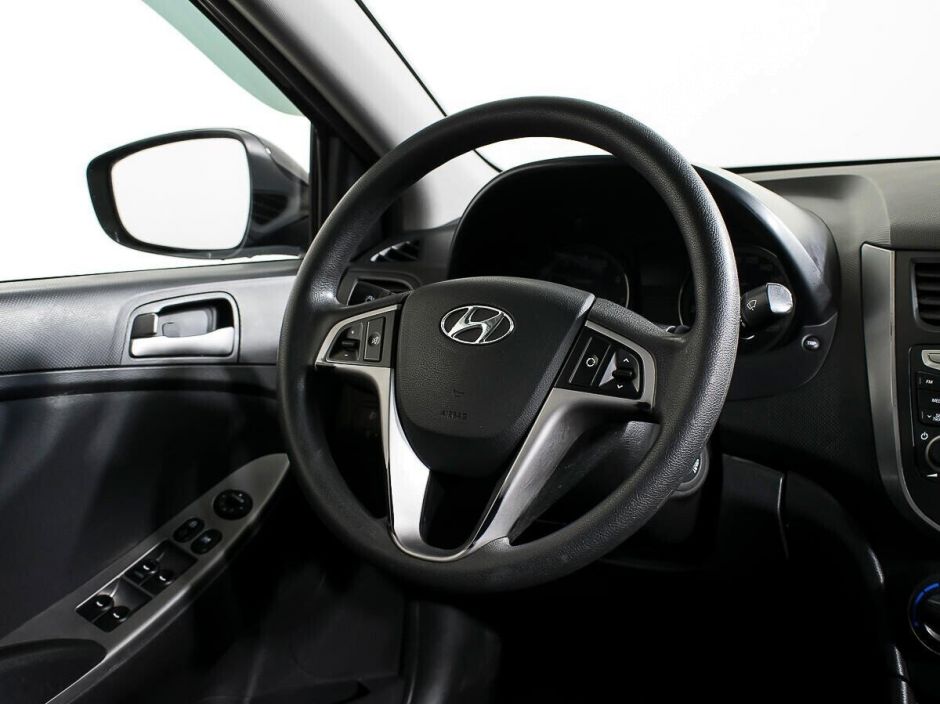 Hyundai Solaris, 1.6 л, МТ, 2016 фото 9