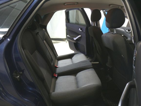 Ford Mondeo Titanium, 2.3 л, АТ, 2010 фото 2