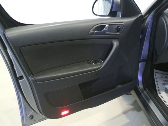 Skoda Yeti Elegance, 1.2 л, Робот, 2013 фото 1