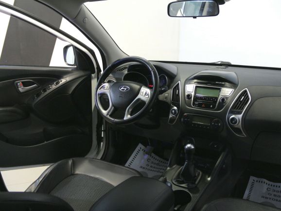 Hyundai ix35 Classic, 2.0 л, МТ, 2012 фото 8