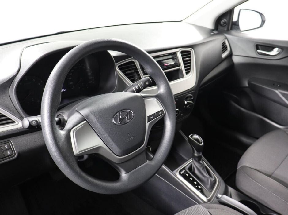 Hyundai Solaris, 1.6 л, АТ, 2020 фото 7