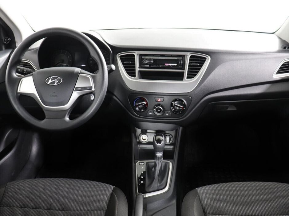 Hyundai Solaris, 1.6 л, АТ, 2020 фото 8