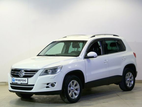 Volkswagen Tiguan Sport&Style, 2.0 л, АТ, 2008 фото 3
