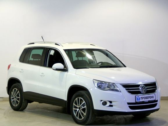 Volkswagen Tiguan Track&Field, 2.0 л, АТ, 2008 фото 4
