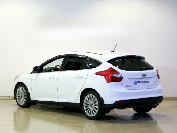 Ford Focus Titanium, 2.0 л, Робот, 2014 фото 6