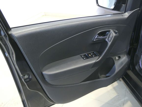 Volkswagen Polo, 1.6 л, МТ, 2017 фото 1