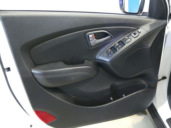 Hyundai ix35 Comfort, 2.0 л, АТ, 2013 фото 1