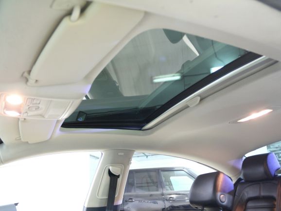 Volkswagen Passat CC Sport, 1.8 л, Робот, 2012 фото 1