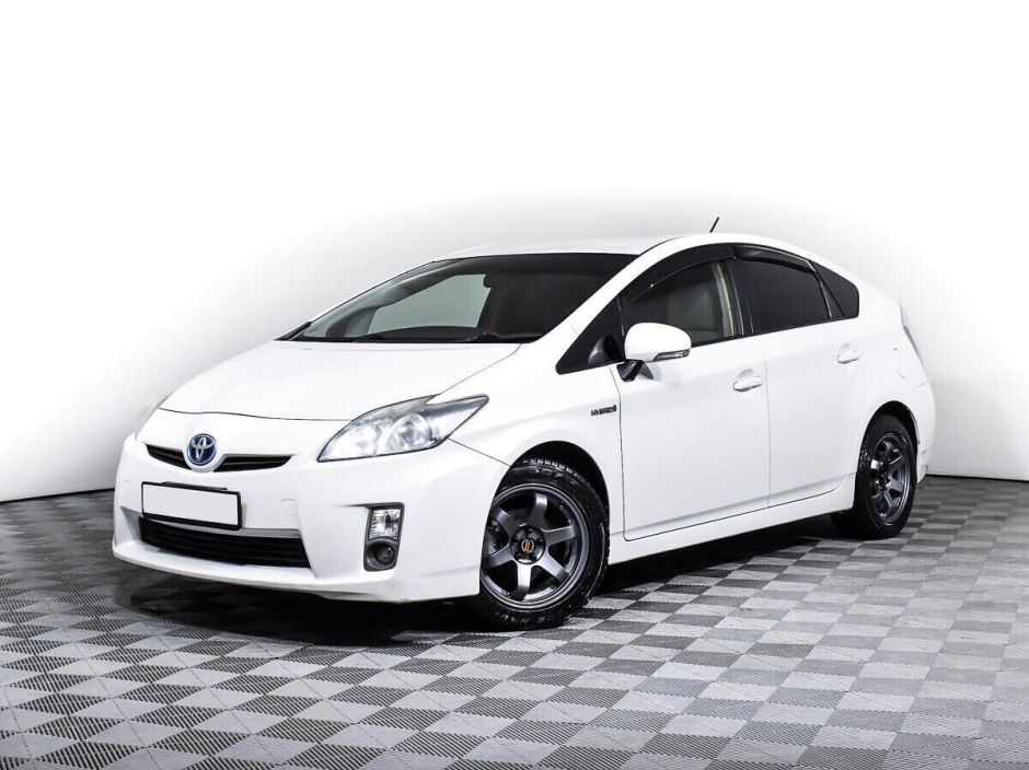 Toyota Prius, 1.8 л, АТ, 2010 фото 3