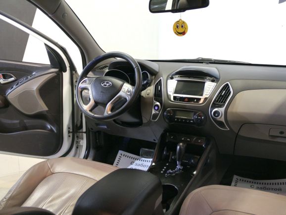 Hyundai ix35 Prestige, 2.0 л, АТ, 2010 фото 8