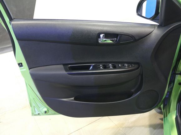 Hyundai i20 Style, 1.4 л, АТ, 2010 фото 1