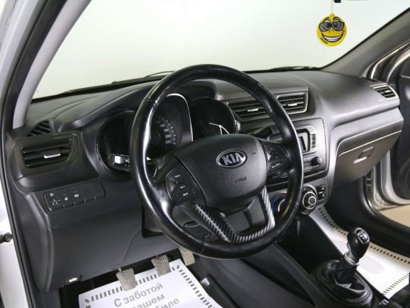 Kia Rio, 1.6 л, МТ, 2015 фото 8