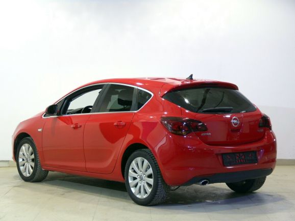 Opel Astra Cosmo, 1.6 л, АТ, 2011 фото 6