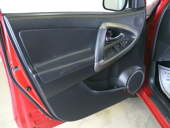 Toyota RAV4, 2.0 л, АТ, 2009 фото 1