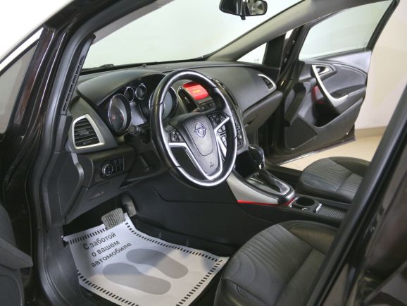 Opel Astra Cosmo, 1.4 л, АТ, 2014 фото 7