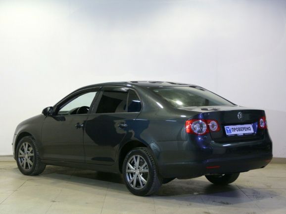 Volkswagen Jetta, 1.6 л, АТ, 2009 фото 5