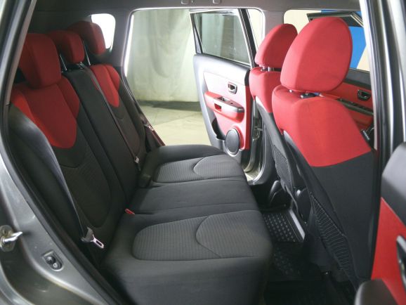 Kia Soul, 1.6 л, АТ, 2011 фото 1