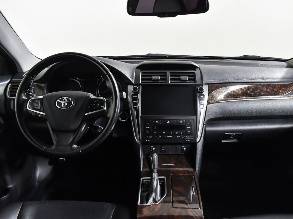 Toyota Camry, 2.5 л, АТ, 2018 фото 8