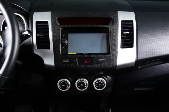 Citroen C-Crosser, 2.4 л, Вариатор, 2012 фото 2