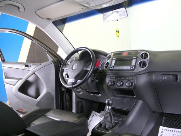 Volkswagen Tiguan, 1.4 л, МТ, 2009 фото 2