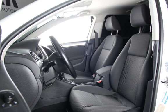Volkswagen Golf, 1.6 л, Робот, 2012 фото 8