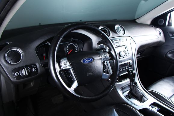 Ford Mondeo, 2.0 л, АТ, 2012 фото 9